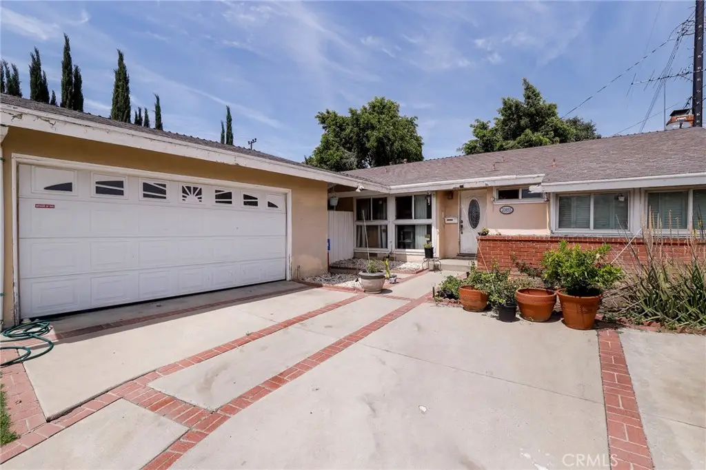 20855 Baltar Street, Winnetka, CA 91306 - #1