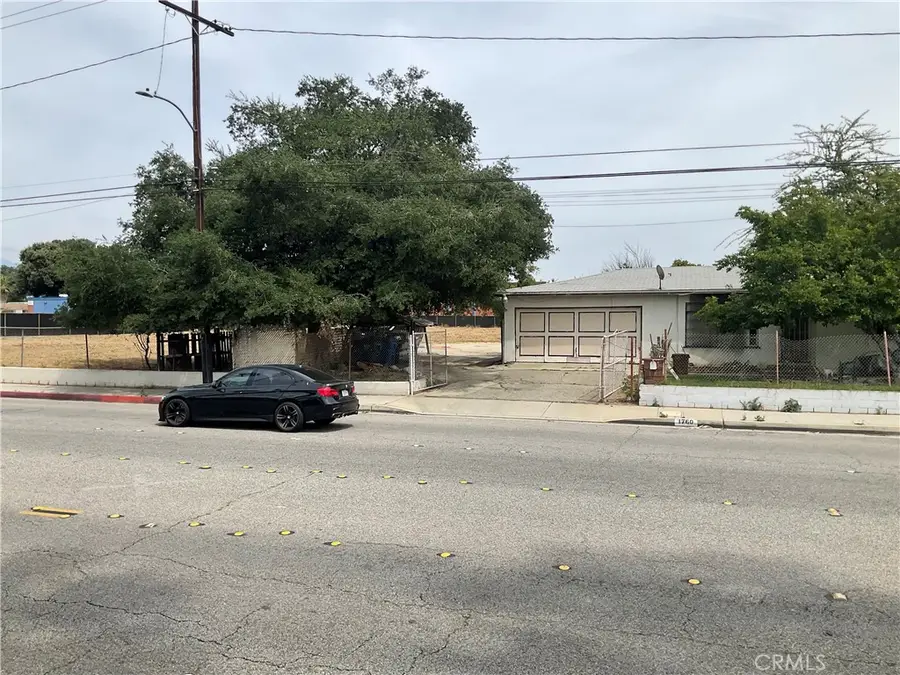 1760 S Towne, Pomona, CA 91766 - #3