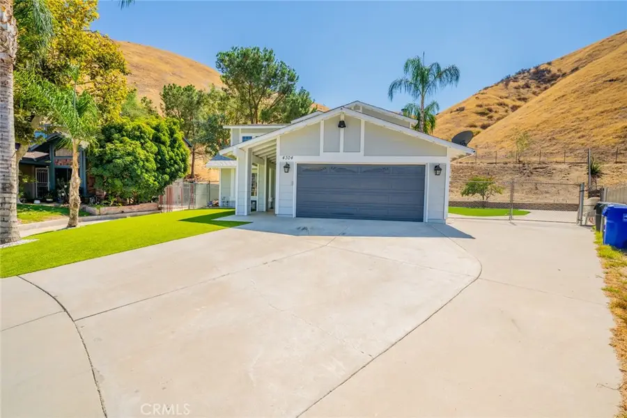 4304 Whitney Drive, San Bernardino, CA 92407 - #2