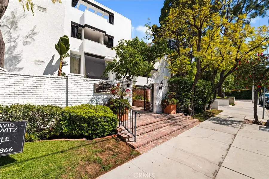 4950 Louise #304, Encino, CA 91316 - #3
