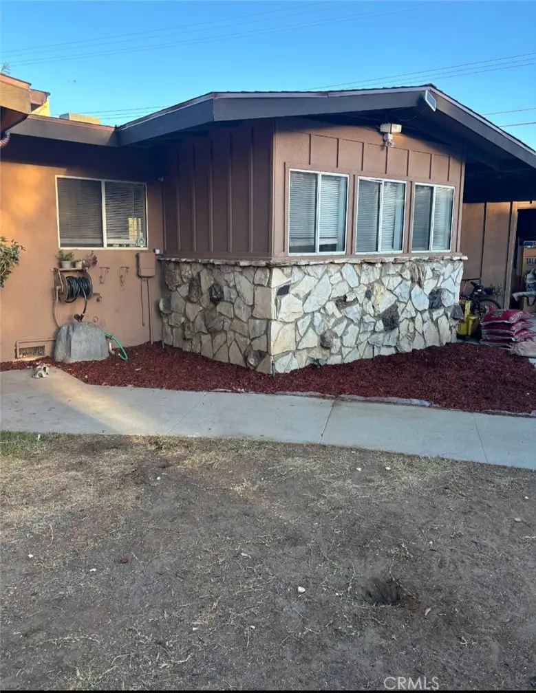 4751 Newberry, Riverside, CA 92507 - #1