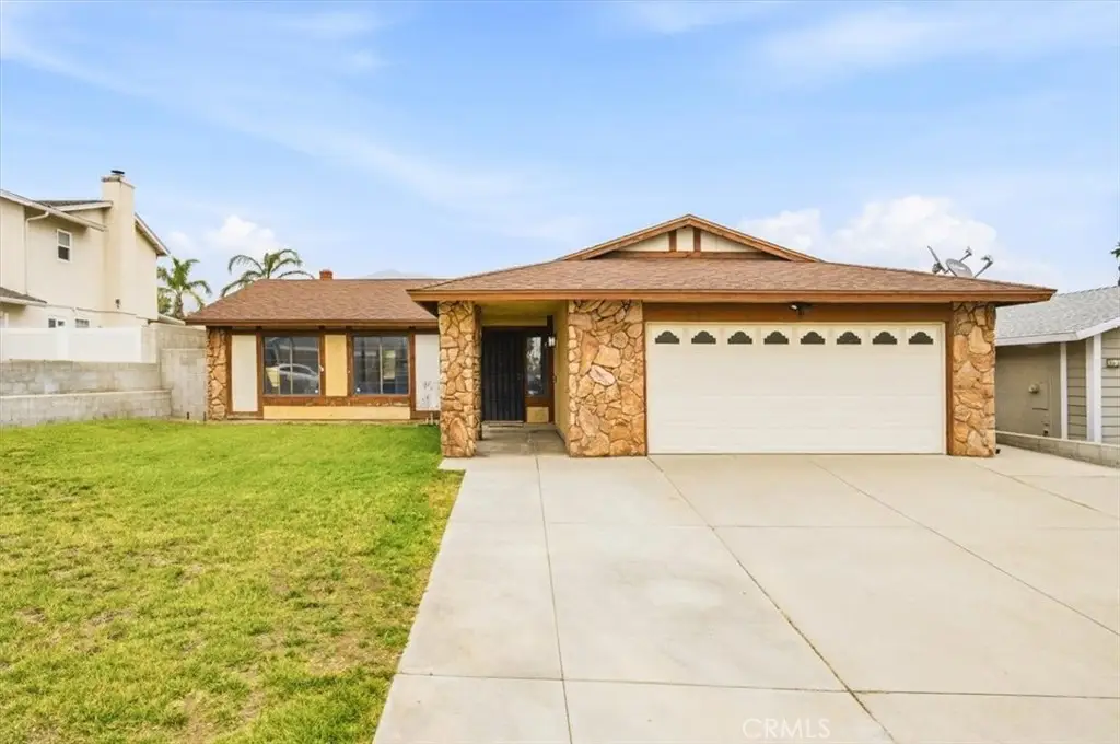 2575 Mimosa Drive, San Bernardino, CA 92407 - #1