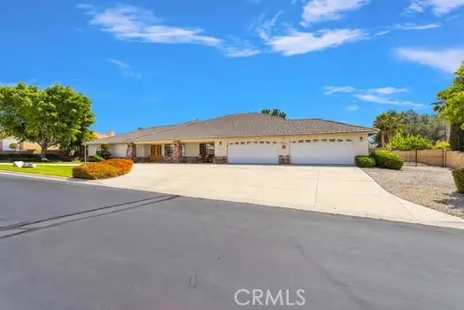 19875 Eyota Road, Apple Valley, CA 92308 - #2