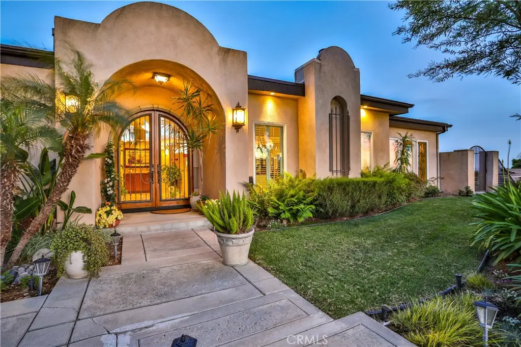 2708 N Mountain Avenue, Claremont, CA 91711 - #1