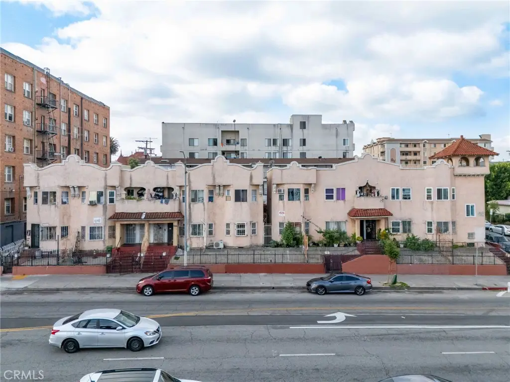 2214 W 8th Street, Los Angeles, CA 90057 - #1