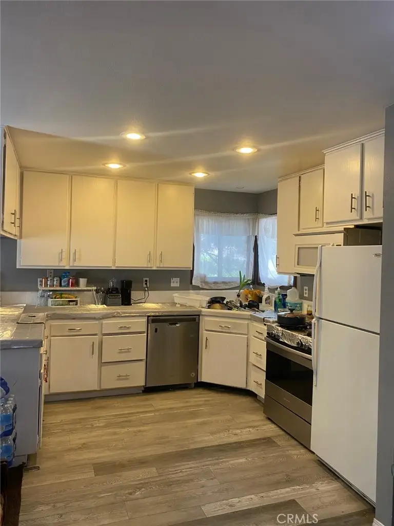 333 La Casita Dr, Twin Peaks, CA 92391 - #2