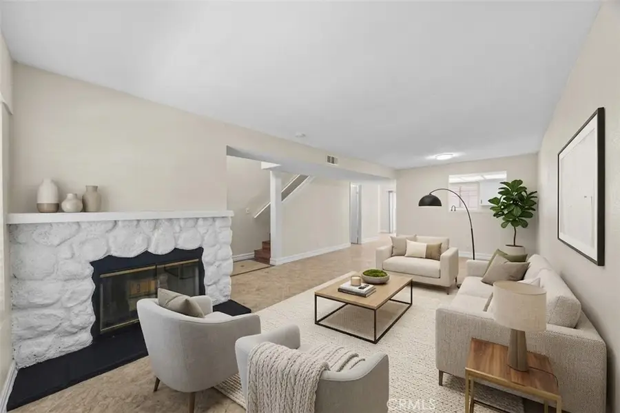 174 W Walnut #B, Rialto, CA 92376 - #3