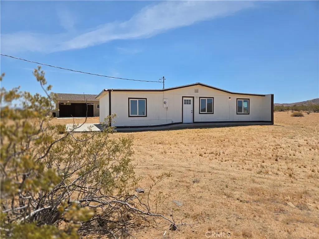 60033 Sespe, Landers, CA 92285 - #1