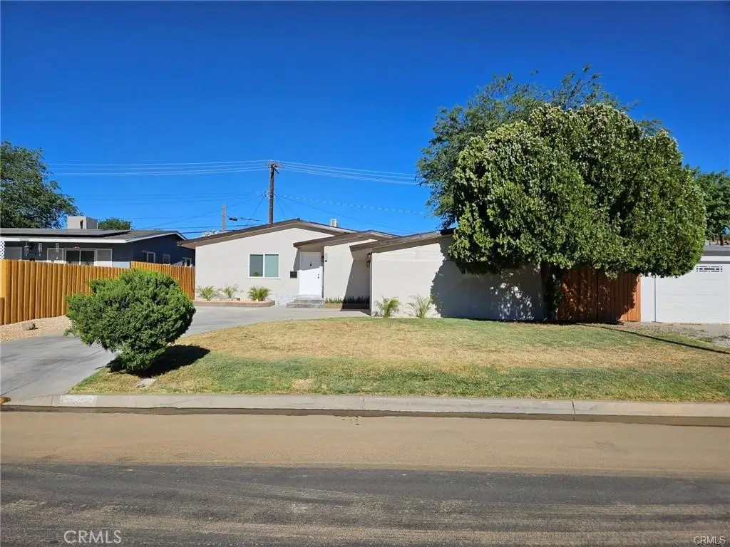 44027 Heaton Avenue, Lancaster, CA 93534 - #1