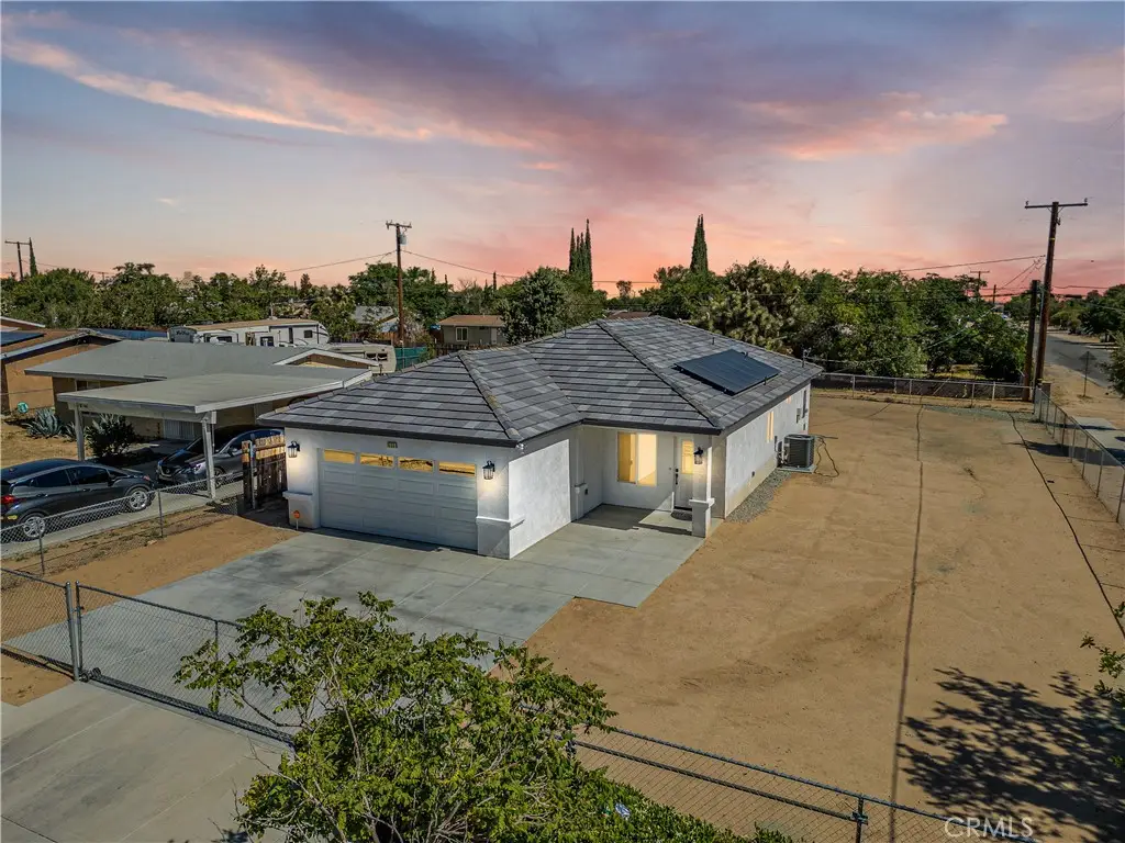 16150 Smoke Tree, Hesperia, CA 92345 - #1