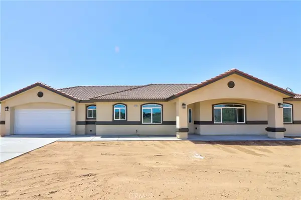 11152 Chipmunk Road, Apple Valley, CA 92308
