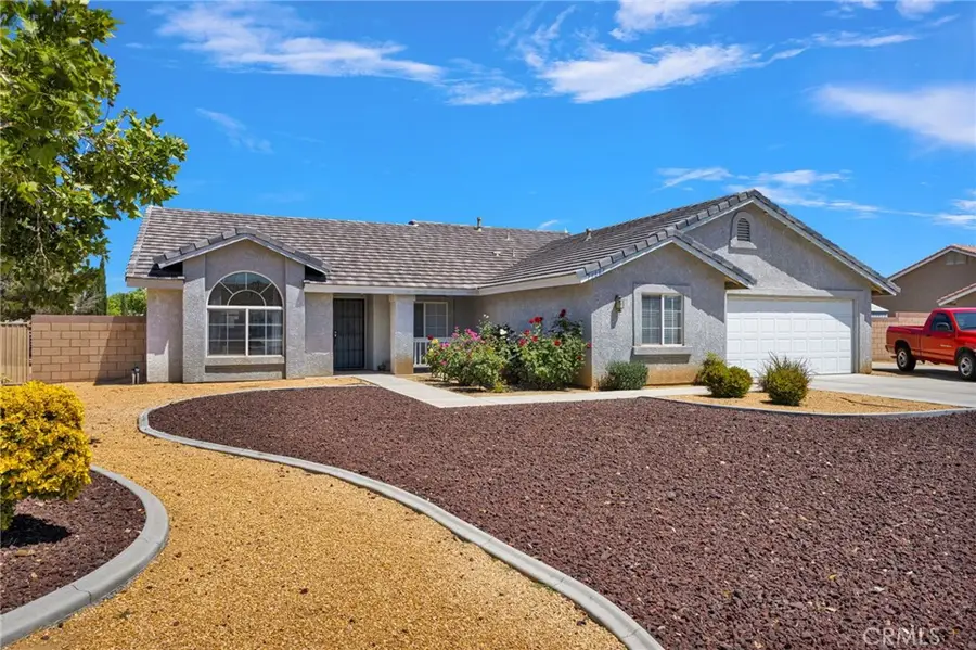 13863 Coachella Road, Apple Valley, CA 92307 - #3