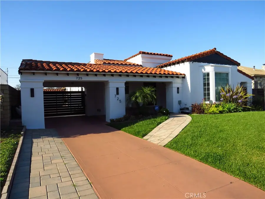 725 W 111th Street, Los Angeles, CA 90044 - #2