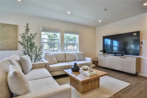 6932 Sierra Vista #5, Fontana, CA 92336