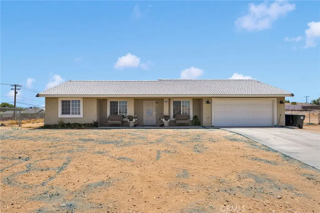 16081 Sitting Bull, Victorville, CA 92395 - #1