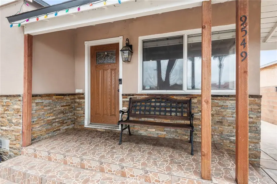 9549 Mallison, South Gate, CA 90280 - #3