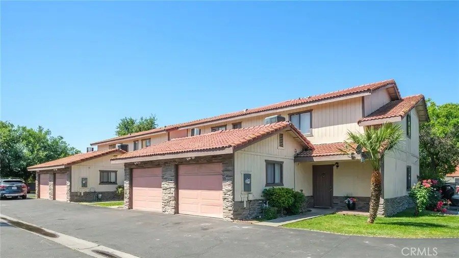 4308 E Woodward, Fresno, CA 93702 - #2