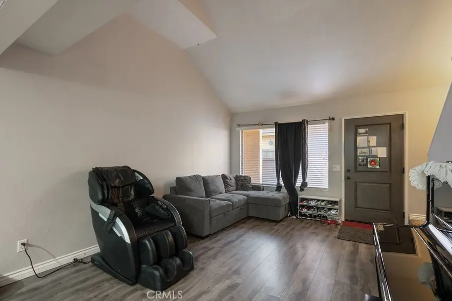 435 W 9th, Upland, CA 91786 - #2