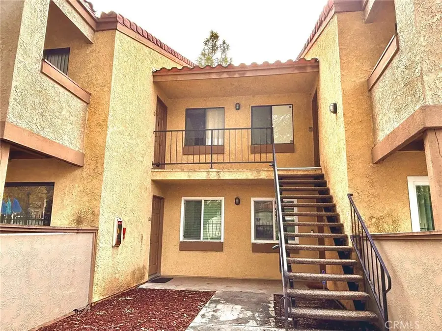 1110 W Blaine Street #102, Riverside, CA 92507 - #3