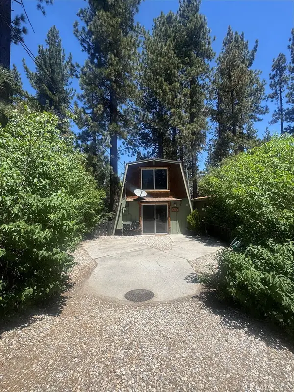 327 W Country Club, Big Bear City, CA 92314