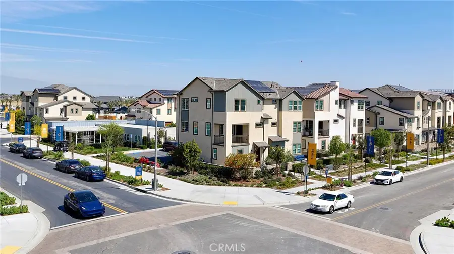 6114 Valentina Way #305, Eastvale, CA 92880 - #3
