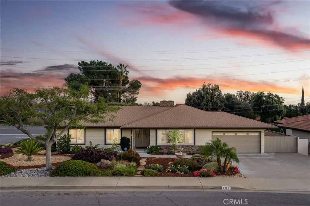 102 W Monterrey Drive, Claremont, CA 91711 - #1