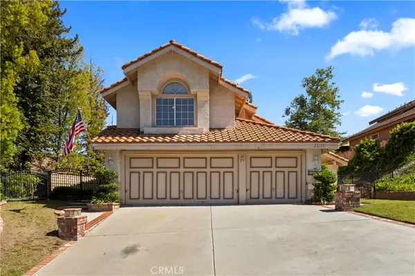 22120 Grovepark, Saugus, CA 91350