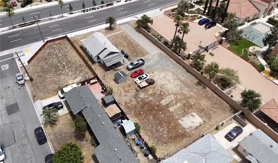 7790 Sierra, Fontana, CA 92336 - #3
