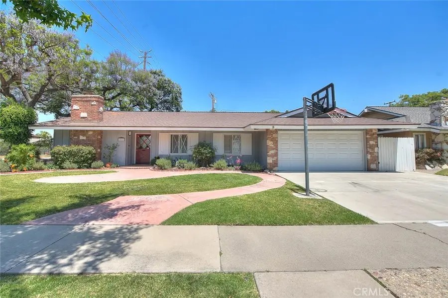 1517 E 19th, Santa Ana, CA 92705 - #2