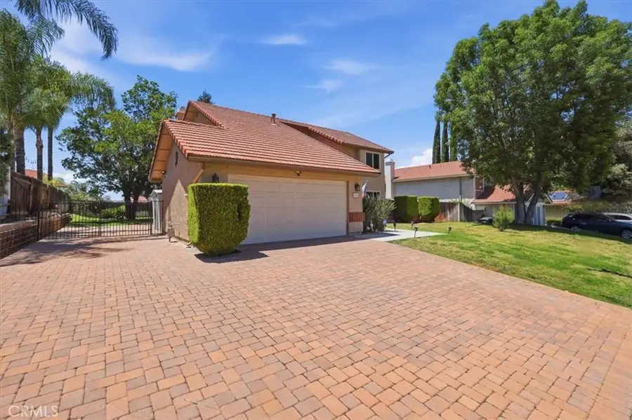 210 Jesse Way, Redlands, CA 92374 - #2