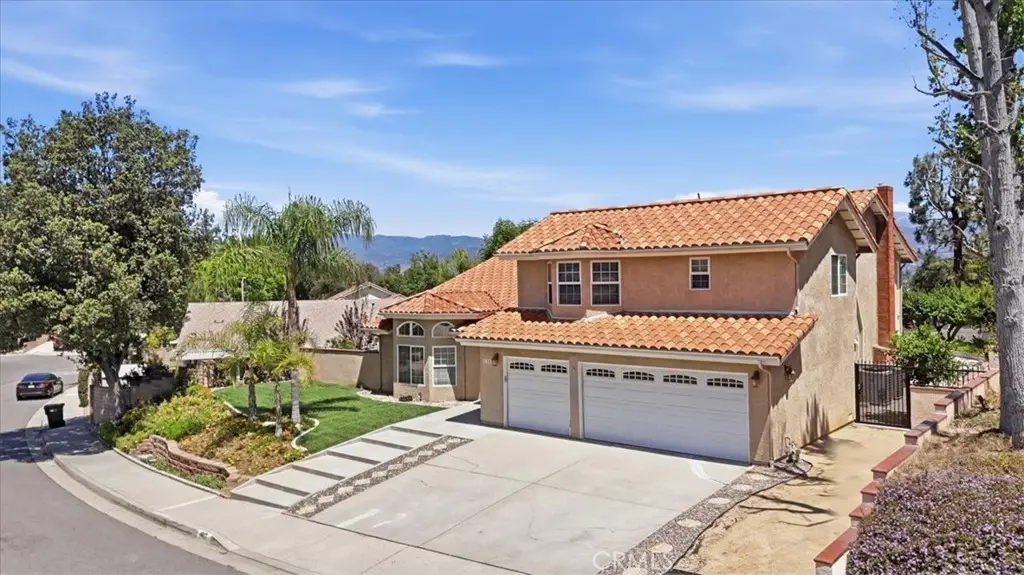 1417 Avenida Entrada, San Dimas, CA 91773 - #1