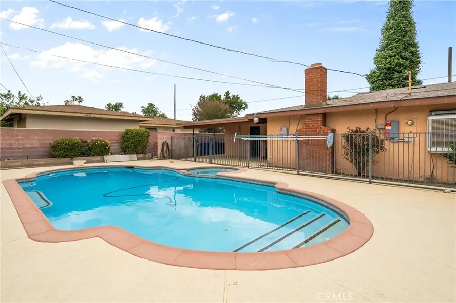 9144 Palmetto Avenue, Fontana, CA 92335 - #3