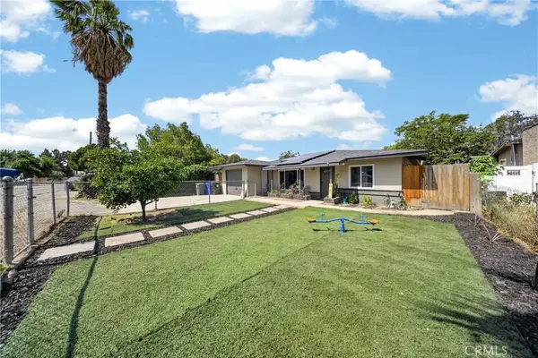 7726 Del Rosa, San Bernardino, CA 92410