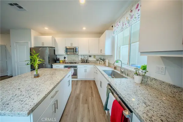 364 Castaic Way, Rialto, CA 92377