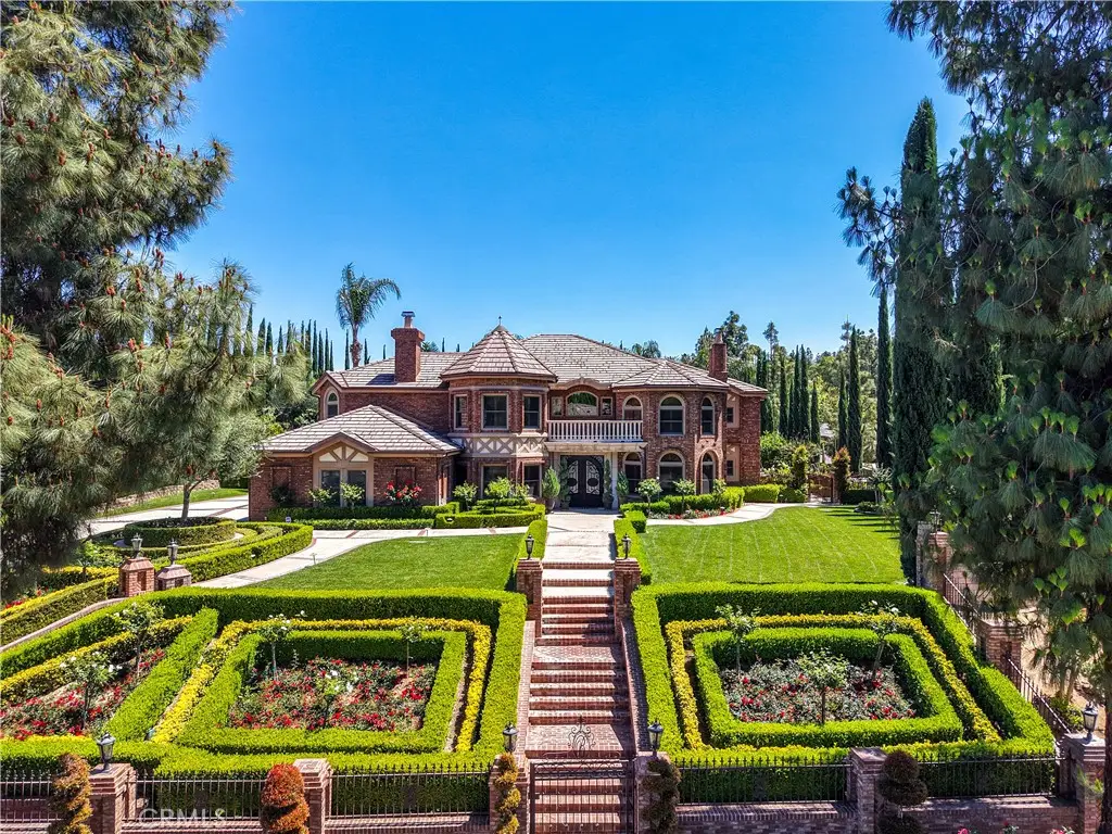 7190 Wyndham Hill, Riverside, CA 92506 - #1