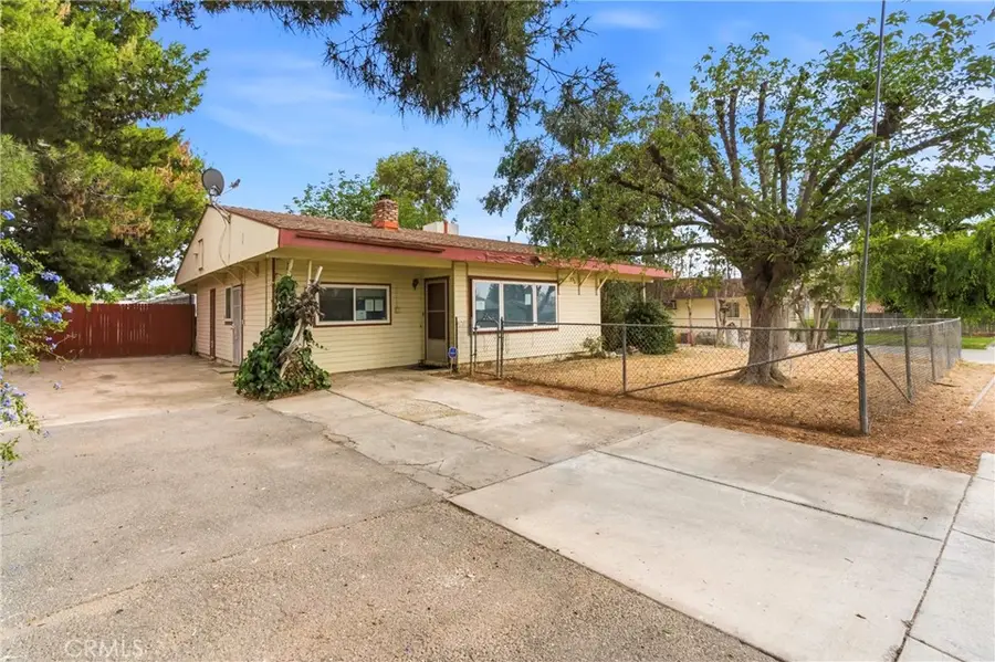 361 Golden, Bakersfield, CA 93306 - #2