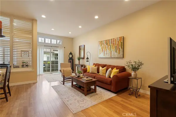 6 Brownfield Lane, Pomona, CA 91766