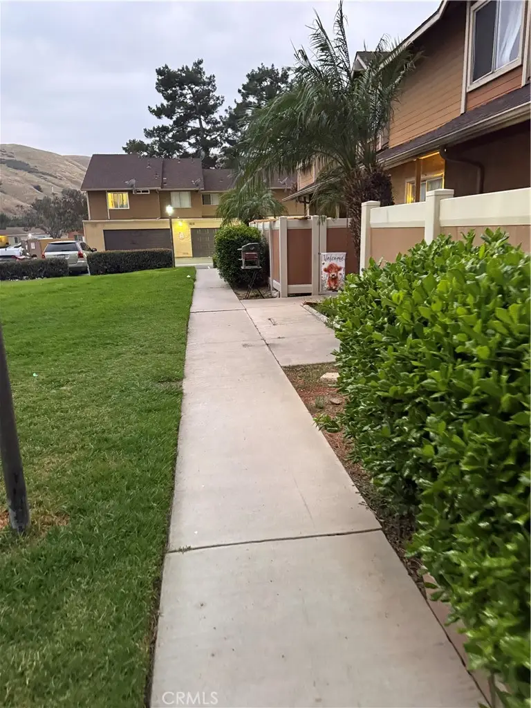 1460 Kendall #17, San Bernardino, CA 92407 - #2