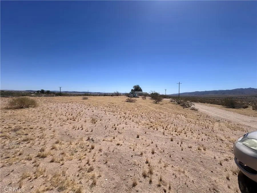 62756 Petunia Dr, Joshua Tree, CA 92252 - #2