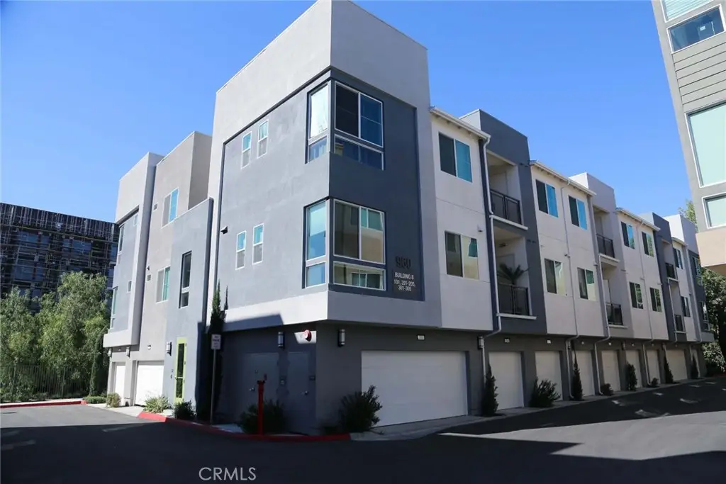960 N Tangent Privado #303, Ontario, CA 91764 - #1
