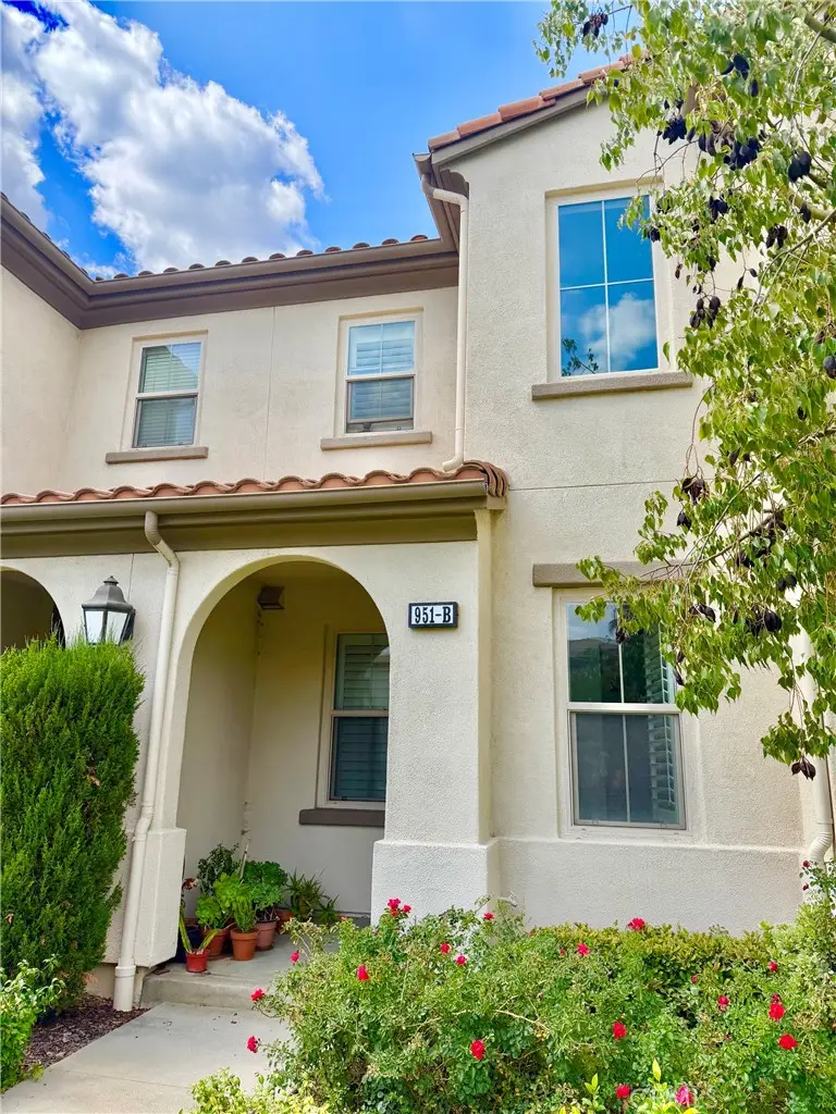 951 N Sunrise, Azusa, CA 91702 - #2