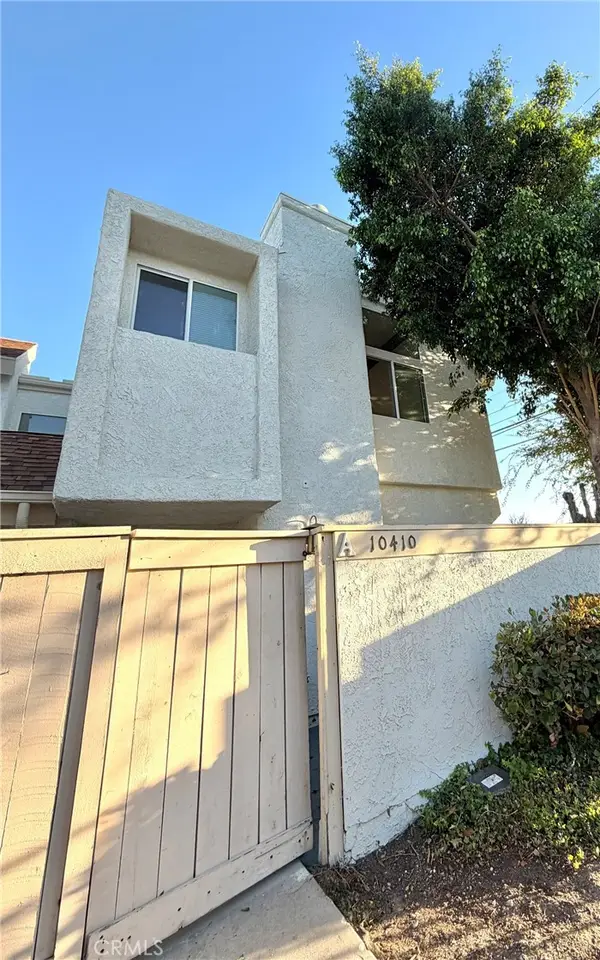 10410 Zelzah #A, Porter Ranch, CA 91326