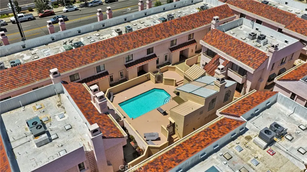 9906 Owensmouth #14, Chatsworth, CA 91311 - #1