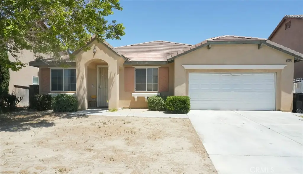 16026 Greyrock, Victorville, CA 92395 - #1