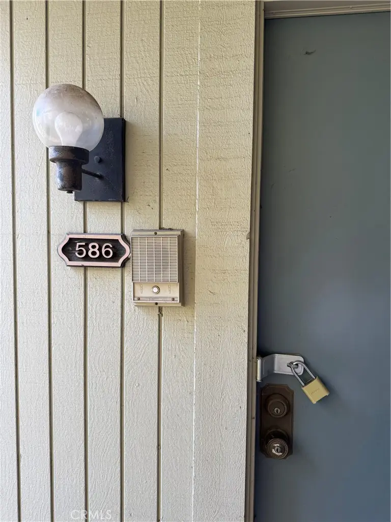 586 N Orange Grove, Pasadena, CA 91103 - #3