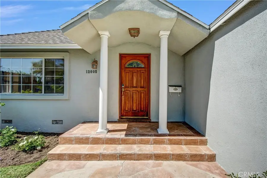 12005 Miranda, Valley Village, CA 91607 - #2
