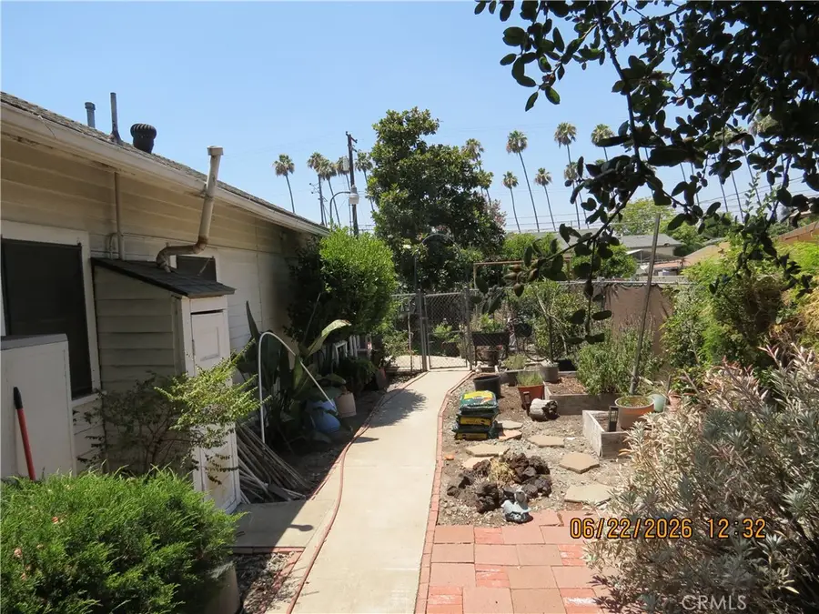 1005 N Alameda, Azusa, CA 91702 - #3