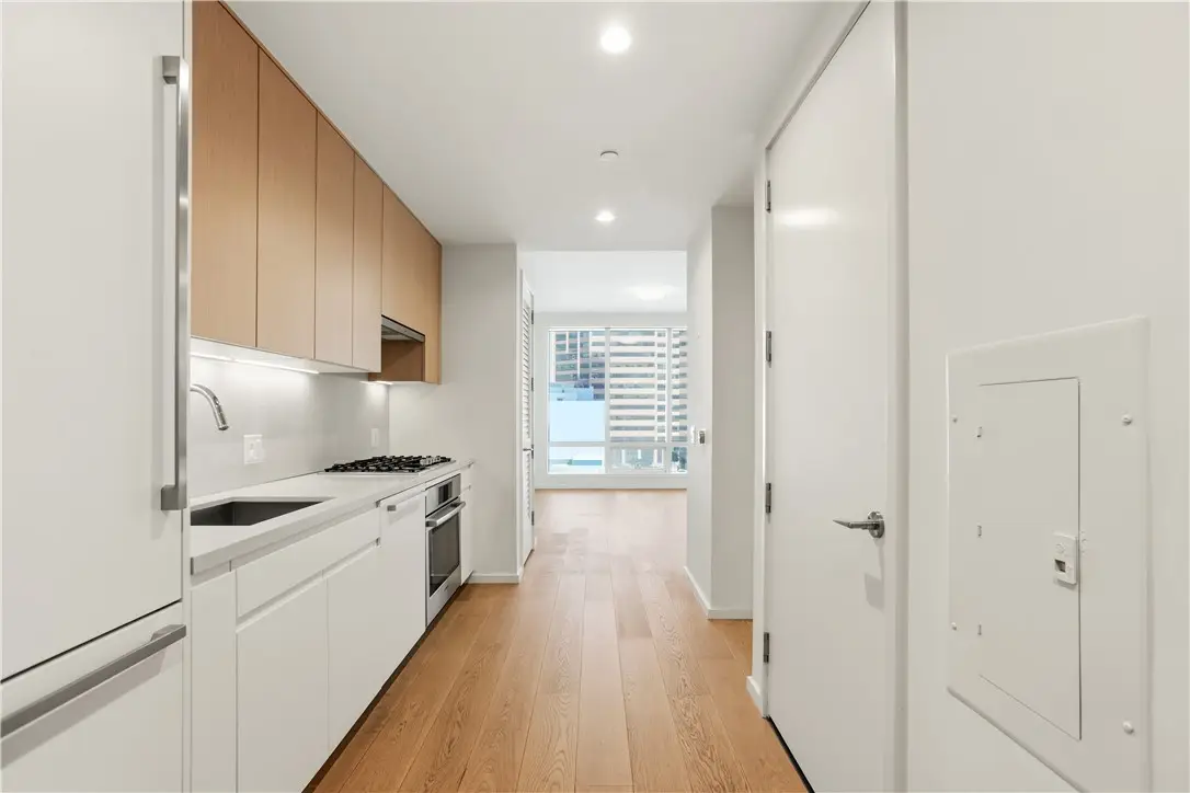 877 Francisco, Los Angeles, CA 90017 - #1