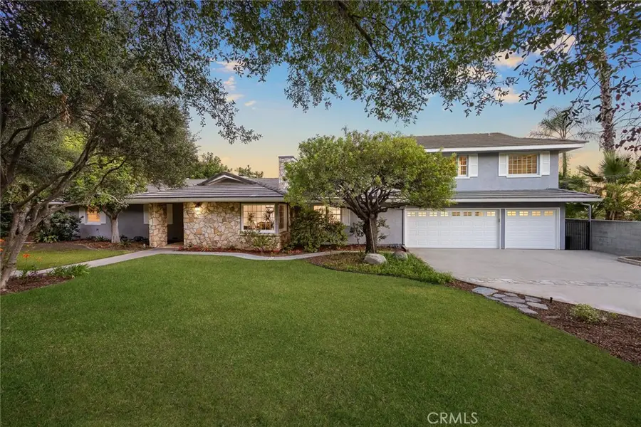 1060 W Leadora Avenue, Glendora, CA 91741 - #2