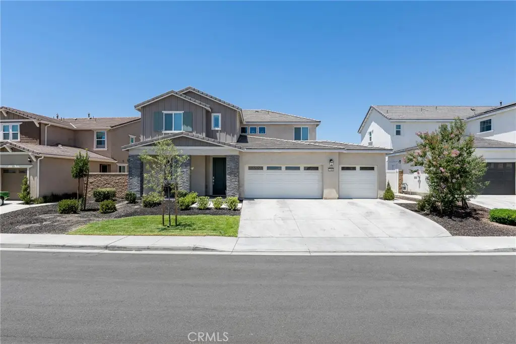 2388 Crater, Rialto, CA 92377 - #1